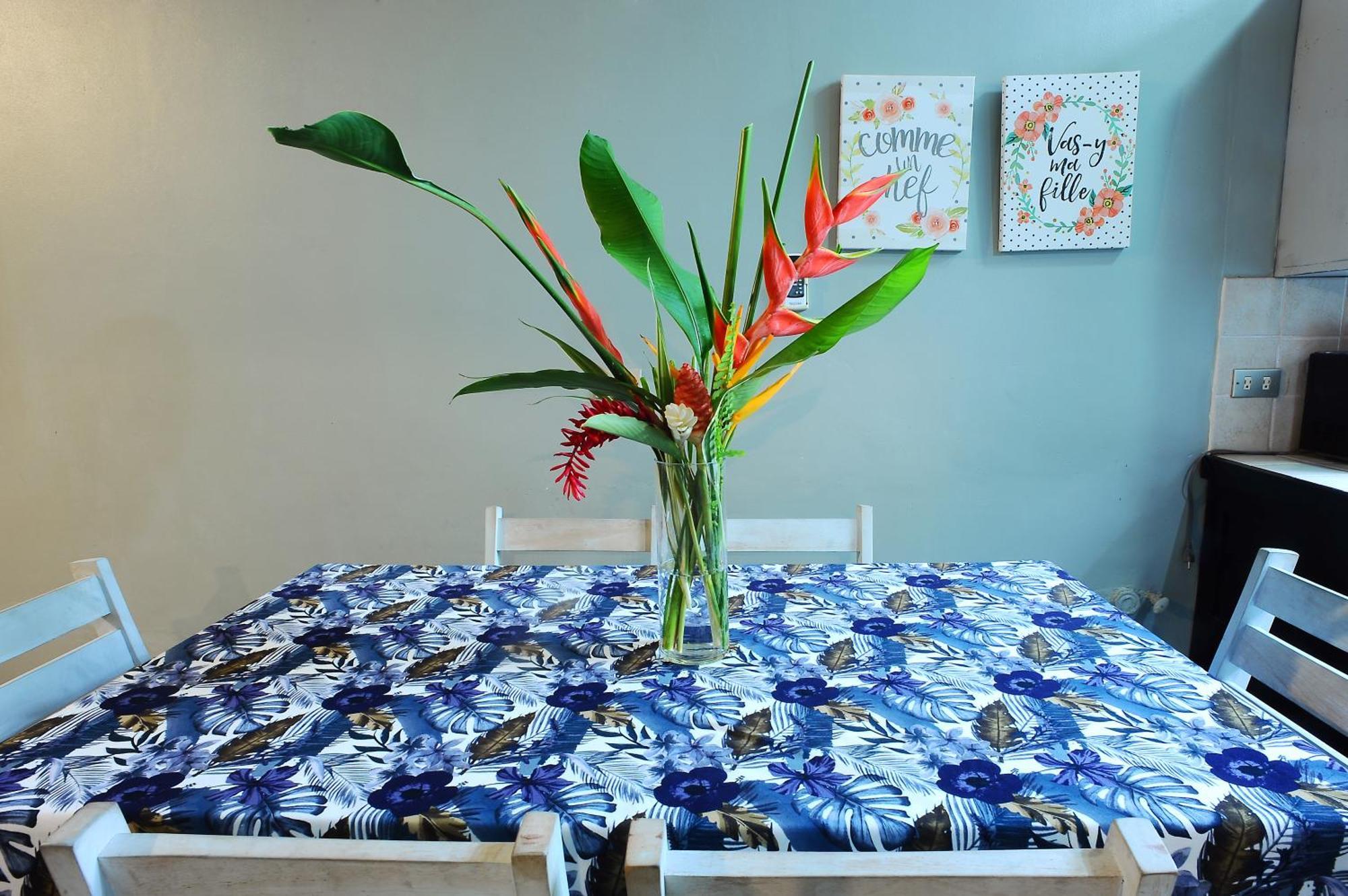 Private Fully Furnished Home At Wide Mouth Frog Hostel Quepos Ngoại thất bức ảnh